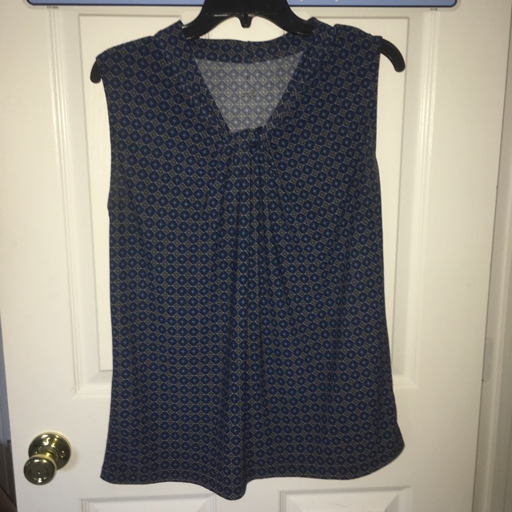 🌻Dotted Tank🌻